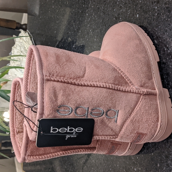 bebe Other - BEBE MICROSUEDE FAUX FUR LINED WINTER KIDS BOOT SIZE 3 NWT ❤